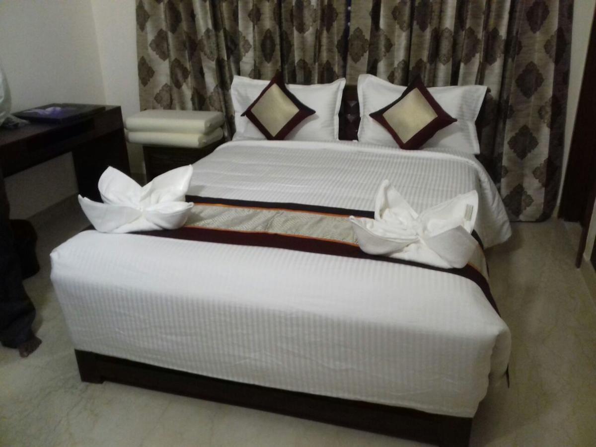 Iris Comfort Inn Chennai Ngoại thất bức ảnh