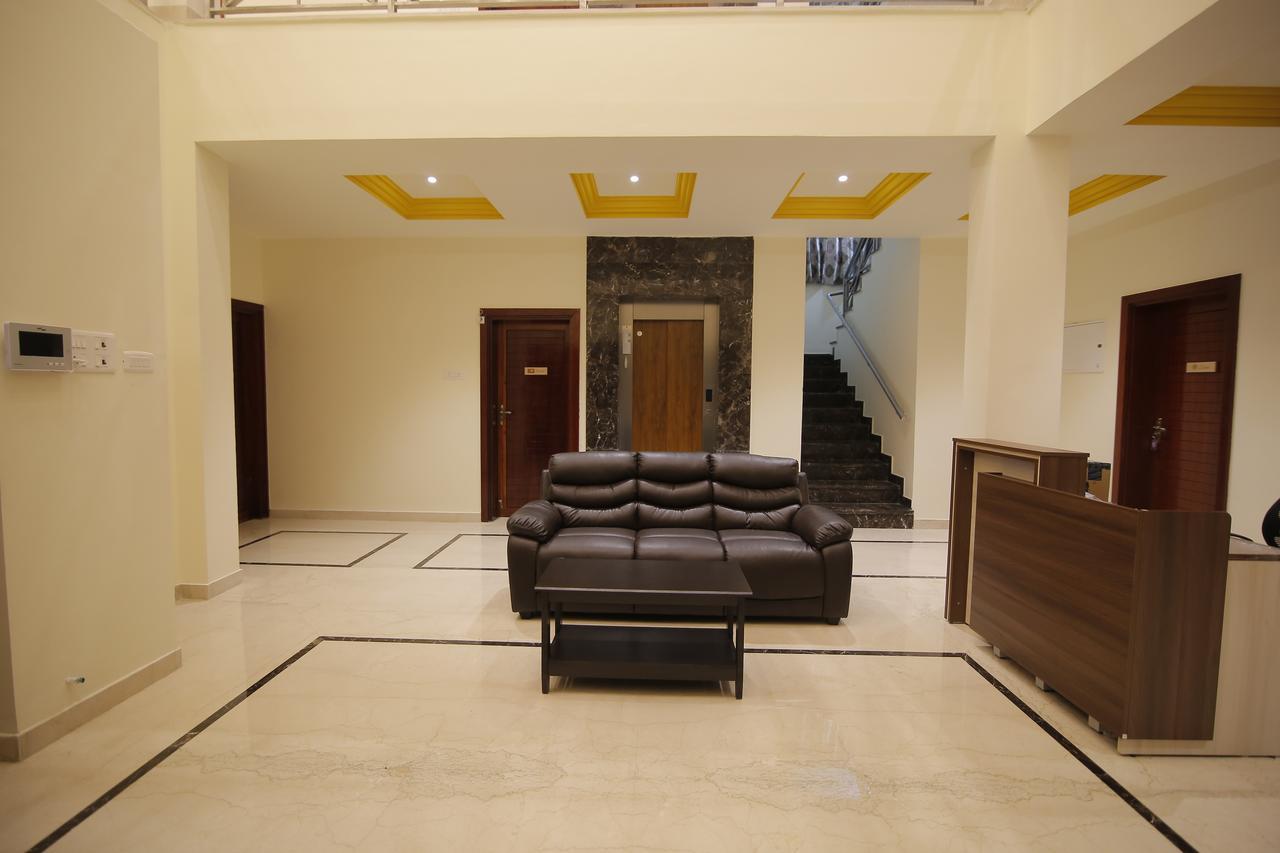 Iris Comfort Inn Chennai Ngoại thất bức ảnh