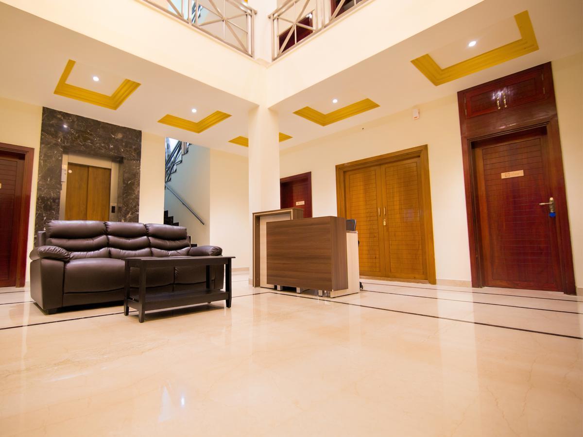 Iris Comfort Inn Chennai Ngoại thất bức ảnh